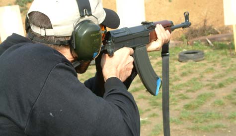 machine gun shooting stag do