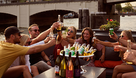 canal boat bar crawl stag do