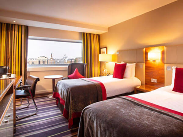 London stag accommodation