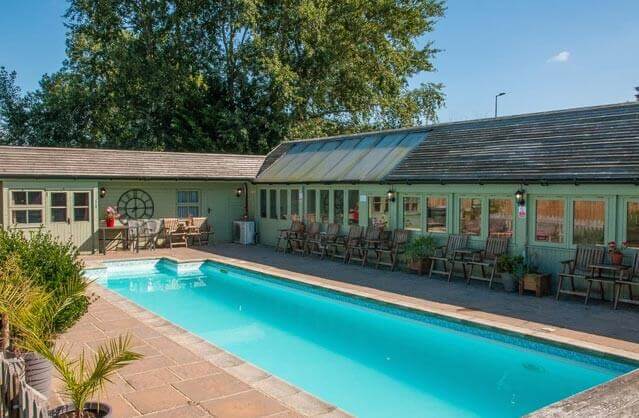 Stag do houses with swimming pools