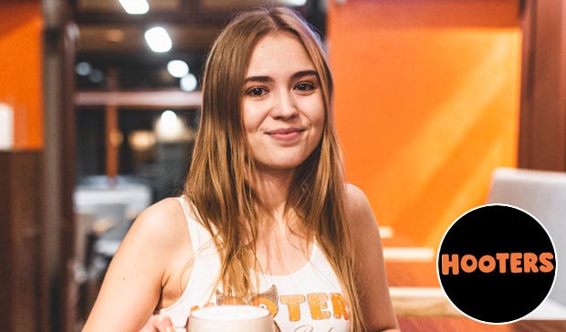 Hooters Prague