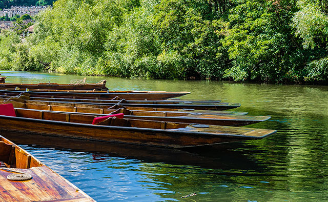Punting in Oxford