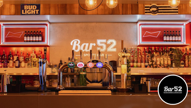 Bar 52