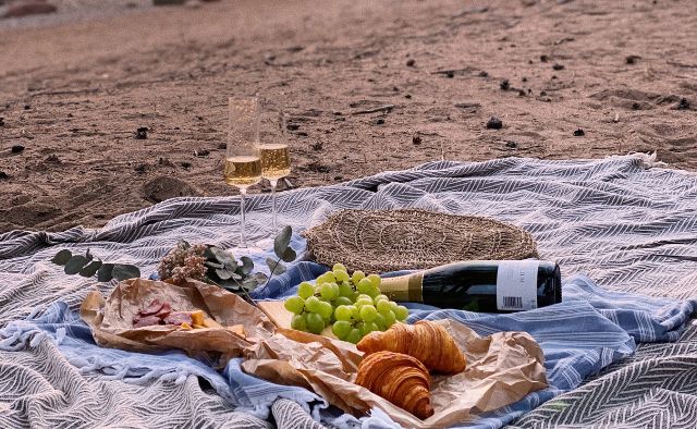 #3 Beach Picnic Proposal