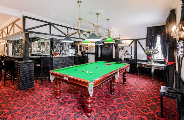 stag-do-houses-with-a-games-room-essex